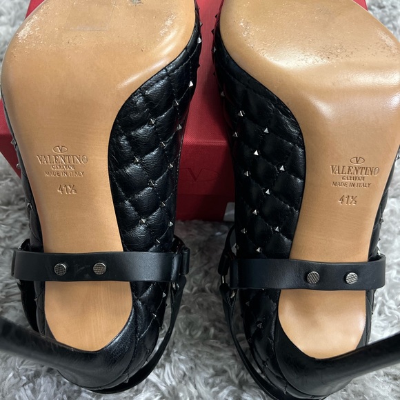 Valentino Garavani Studded Cap Toe Mary Jane - Picture 5 of 8